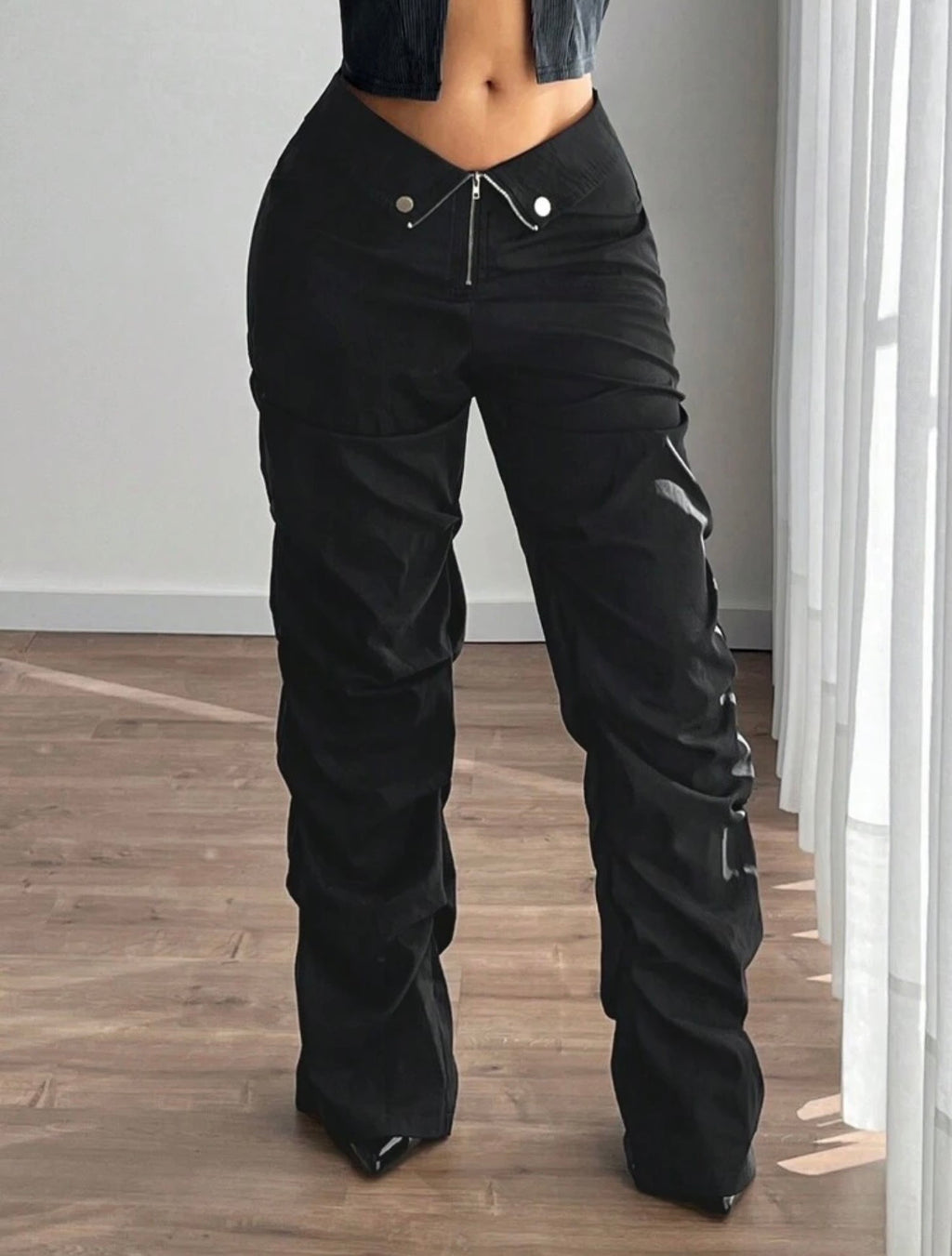Women’s elegant pants