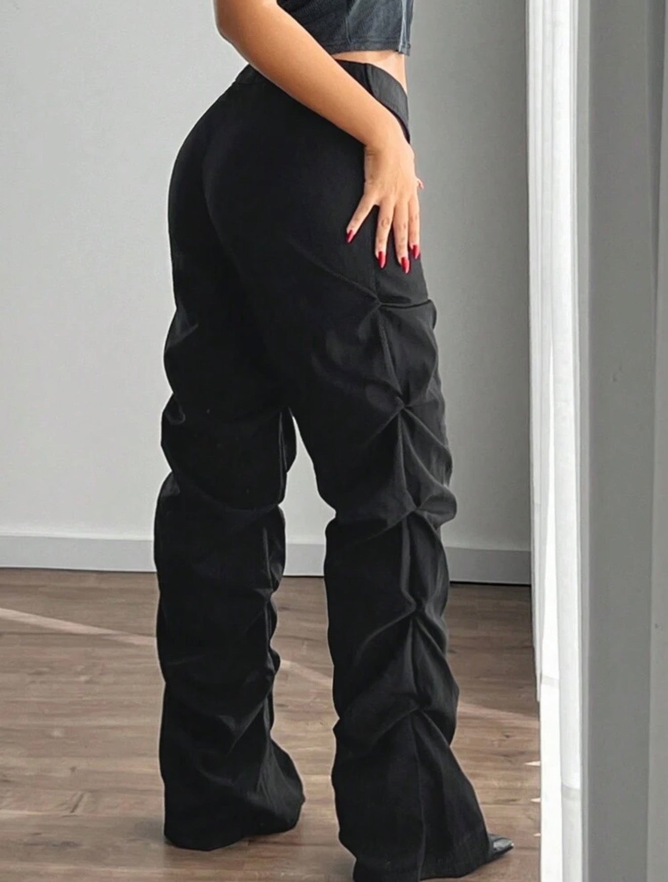 Women’s elegant pants